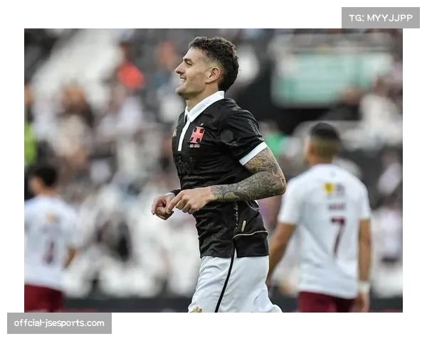 伤病归来：特写阿拉维斯前锋洛佩斯替补上场后错失单刀瞬间